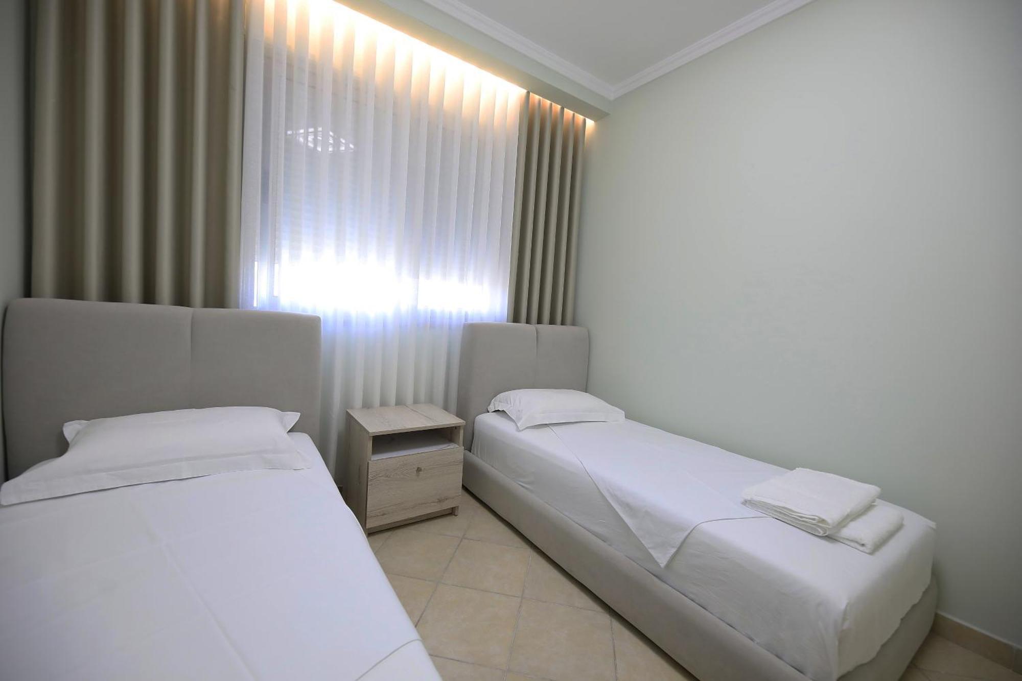 Holiday Apartment Влёра Экстерьер фото
